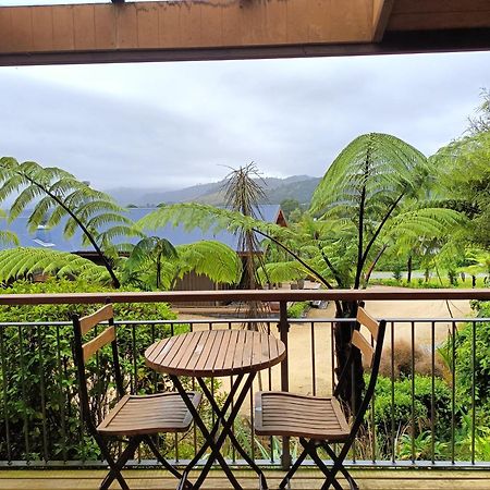 Riverstone Retreat Karamea Room photo